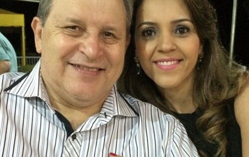 ***Parab&eacute;ns para o Dr. Werther de Araujo pelo anivers&aacute;rio comemorado hoje. Na foto ao lado da esposa M&aacute;rcia.