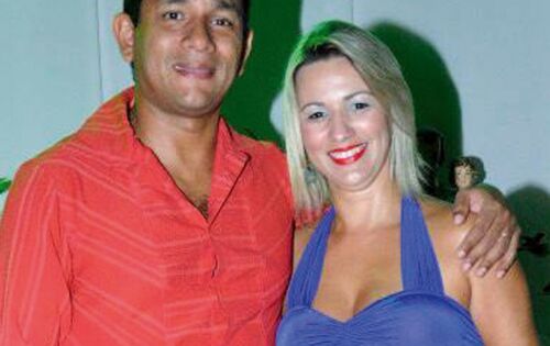 *** Parab&eacute;ns para o Major Alberto, subcomandante do 47&deg;BI pelo seu anivers&aacute;rio no &uacute;ltimo dia 05. Na foto ao lado de sua esposa, Maria Eliza (Espa&ccedil;o Kids). Felicidades!!!