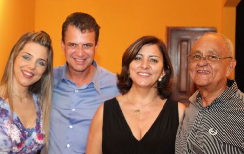 *** Daniele, o colunista Fernando Soares, esta colunista e Rubens Dantas