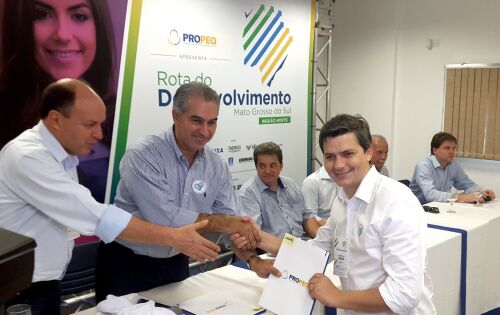 *** Foi um sucesso a abertura do evento Rota do Desenvolvimento da Regi&atilde;o Norte que aconteceu ontem no Sebrae de Coxim e vai at&eacute; sexta-feira. Com palestra, oficinas, informa&ccedil;&otilde;es de cr&eacute;ditos, atendimento para abertura de empresas, em fim, um evento grande