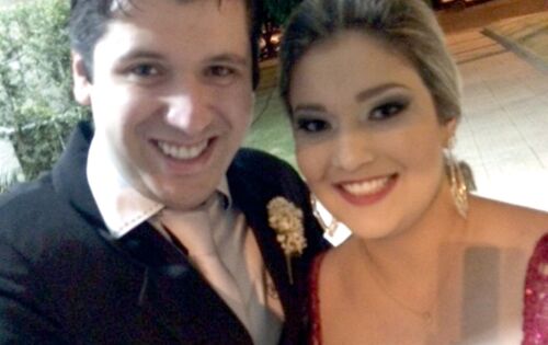 ***Parab&eacute;ns para Jessica Fernanda da Silva (COP) pelo anivers&aacute;rio comemorado hoje. Na foto ao lado do esposo Dr. Emerson. Felicidades!!!