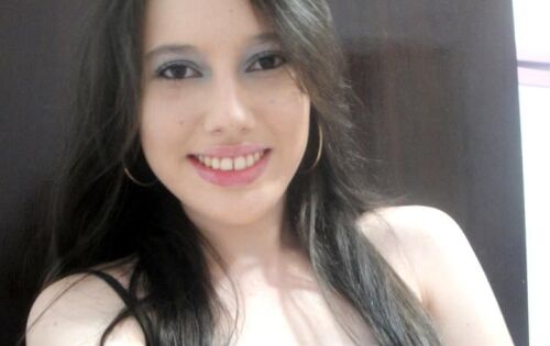 Felicidades a Amanda Colombo que comemora seu anivers&aacute;rio neste s&aacute;bado (21). Desejamos muitas felicidades!