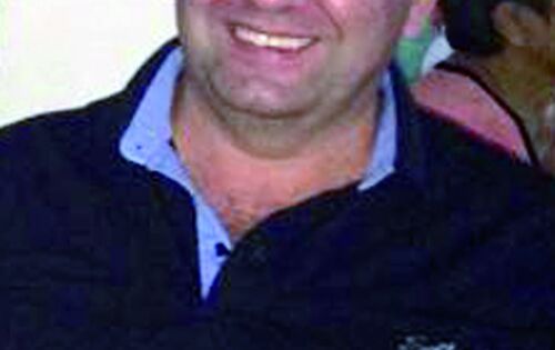 Felicidades ao empres&aacute;rio Amarildo Colombo (Nova Celaria Coxim) que hoje completa mais um ano de vida. Parab&eacute;ns!!!