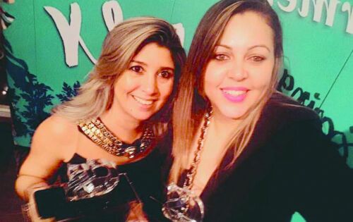 A empres&aacute;ria Geisse Garcia e sua gerente Let&iacute;cia receberam o pr&ecirc;mio Melhores do Ano Carmen Steffens que acontecu em Franca-SP. A Loja de Coxim ficou em 9&ordm; lugar entre as 550 lojas que mais venderam. Isso prova que, quando acreditamos no nosso traba