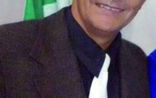 Felicidades ao radialista Ivaldo Lopes que neste domingo estar&aacute; completando mais um ano de vida.