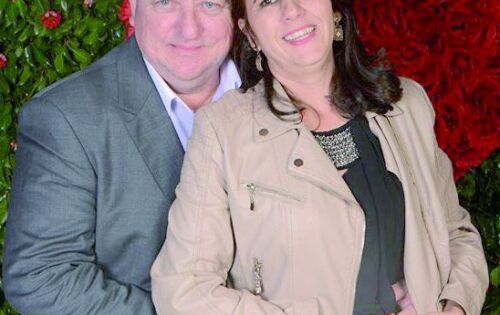 Nossos parab&eacute;ns de hoje v&atilde;o para Jani Maria C&uacute;nico. Na foto ao lado do esposo dr. Jean Rommy. Felicidades!!!