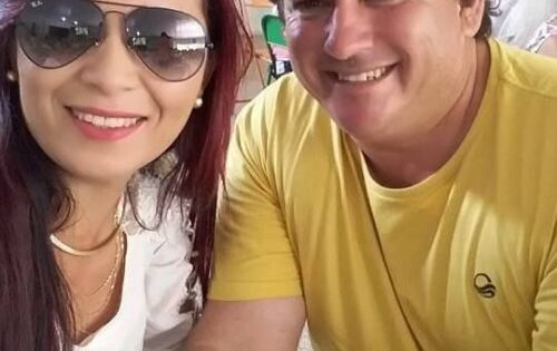 Parab&eacute;ns especiais para minha amiga Lika Gama que hoje comemora anivers&aacute;rio. Desejamos muitas felicidades, sucesso e paz. Na foto Lika posa ao lado do marido Givanildo Freitas. Feliz anivers&aacute;rio!!!