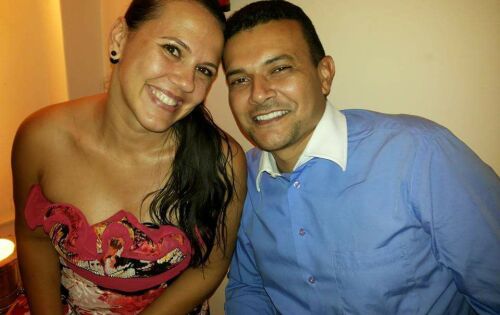 Carmem Laura e o ex- vereador de Coxim Carlos Henrique que comemoraram no domingo 17 anos de uni&atilde;o. Parab&eacute;ns ao casal!