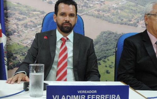 O presidente da C&acirc;mara Municipal de Coxim Vladimir Ferreira convida a popula&ccedil;&atilde;o coxinense para prarticipar da Sess&atilde;o Solene de abertura dos trabalhos legislativo de 2017 que acontece hoje (1) as 19h30, no Plen&aacute;rio da C&acirc;mara.