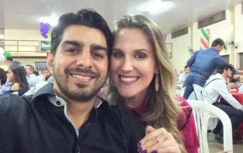 Meu filho amado M&aacute;rcio Roberto com sua namorada Tatiana Garlet. Ele recebe os parab&eacute;ns por mais um ano de vida na pr&oacute;xima segunda feira (6). Meu desejo &eacute; o que Deus tem de melhor para voce!!