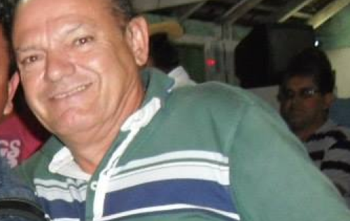 Felicidades para nosso amigo Jos&eacute; Carlos Santana que comemora amanh&atilde;(17) mais um anivers&aacute;rio. Desejamos sa&uacute;de, paz e bem. Feliz anivers&aacute;rio.