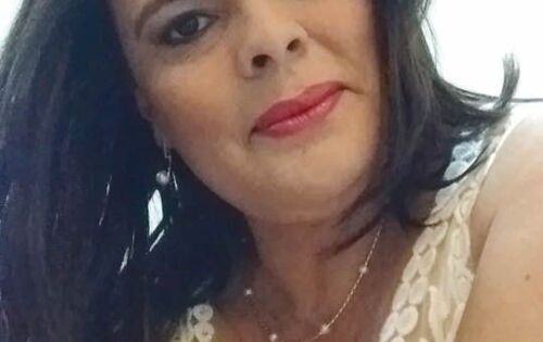 Ontem Estelita Domingos recebeu os parab&eacute;ns por mais um niver.