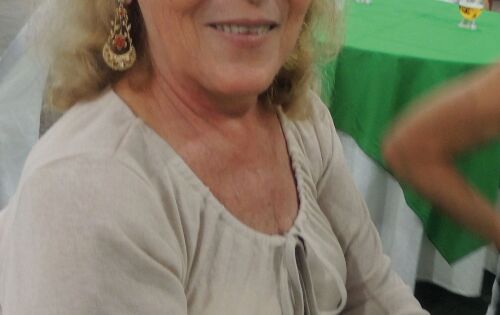 Recebendo os parab&eacute;ns neste s&aacute;bado Zilda Maria de Barros.