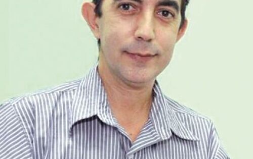Parab&eacute;ns de hoje vai para o nosso parceiro de trabalho Carlos Pires. Que Deus o aben&ccedil;oe!!