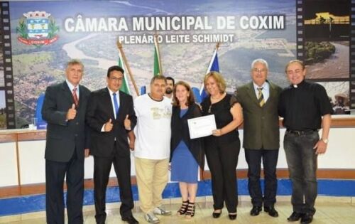 Nossos parab&eacute;ns aos festeiros da 78&ordf; de S&atilde;o Jos&eacute; pelo sucesso da tradicional festa que re&uacute;ne a fam&iacute;lia coxinense. A vereadora Dinalva Mour&atilde;o concedeu uma Mo&ccedil;&atilde;o de Congratula&ccedil;&atilde;o aos festeiros e organizadores reconhecendo o sucesso e a import&acirc;ncia desse ev