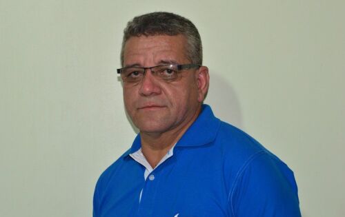 Na pr&oacute;xima segunda-feira (24) quem estar&aacute; aniversariando &eacute; o vereador de Coxim Odes da Silva. Desejamos que Deus continue concedendo ao vereador ricas b&ecirc;n&ccedil;&atilde;os. Parab&eacute;ns!!!