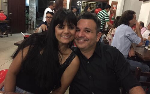 Casal super querido, Suzi e Junior que comanda com muita dedica&ccedil;&atilde;o e compet&ecirc;ncia a Tapera do Waltinho, um dos melhores restaurantes de Coxim. Junior completou ontem mais um ano de vida. Parab&eacute;ns e muitas felicidades!!