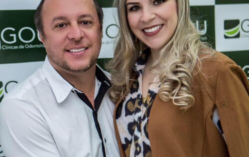 Na foto o casal Bruno e Emilenne Pasqualotto Rigonatto (GOU). Ela que na pr&oacute;xima segunda-feira (04) comemora mais um anivers&aacute;rio. Desejamos muita paz, sa&uacute;de e sucesso sempre. Felicidades!!