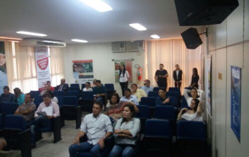 - A Funasa realizou ontem debate do edital 01/2017 que teve como objetivo o fomento &agrave; educa&ccedil;&atilde;o em sa&uacute;de voltado para o saneamento ambiental visando o enfrentamento do vetor Aedes aegypti transmissor da dengue, zika e chikungunya, tendo como enfoque a re