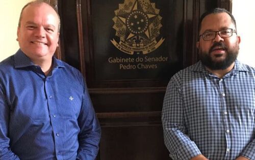 Cl&aacute;udio Braga e Jaber C&acirc;ndido, duas figuras p&uacute;blicas de prest&iacute;gio nacional e que preparam para breve um semin&aacute;rio sobre diretrizes profissionais e pol&iacute;ticas voltado para acad&ecirc;micos.