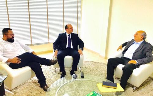 O Senador Pedro Chaves recebeu em seu escrit&oacute;rio de Campo Grande o Presidente do Diret&oacute;rio Municipal do PSC Prof. Jaber C&acirc;ndido e o advogado Cl&aacute;udio Braga Presidente Seccional da Igreja Quadrangular e um dos nomes de express&atilde;o que o partido deva lan&ccedil;ar pa