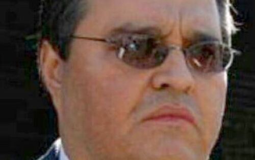 Um dos c&eacute;lebres advogados do Estado Dr. S&eacute;rgio Paulo Grotti tem dito por onde passa que o momento nacional &eacute; de reflex&atilde;o geral. Para ele a classe pol&iacute;tica precisa repensar valores e a&ccedil;&otilde;es e se comprometer mais com as causas da popula&ccedil;&atilde;o. " N&atilde;o sou candida