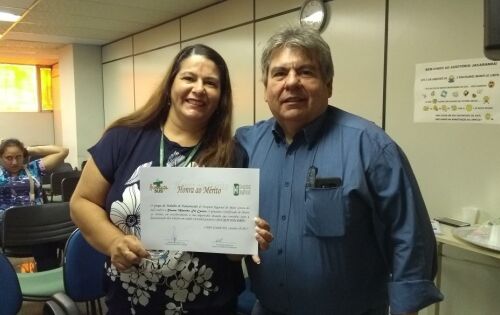 O exemplar papel de um m&eacute;dico gestor &eacute; prestigiar quem faz rodar a vida hospitalar. Esse credenciamento &eacute; para quem &eacute; do ramo e fala a linguagem do servidor. Jusano Barbosa Vavas m&eacute;dico gastro de excel&ecirc;ncia e diretor geral do Hospital Regional Rosa Pedros