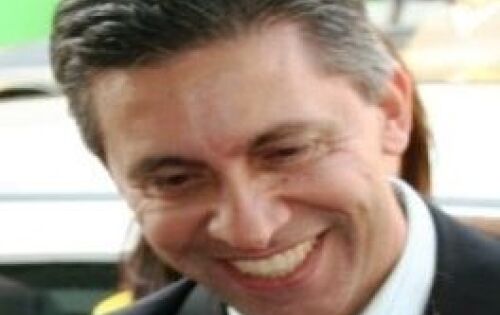 A experi&ecirc;ncia como homem p&uacute;blico lhe valeu o respeito de todo o estado. Como presidente da Santa Casa de Campo Grande o advogado Esacheu Nascimento transformou a entidade numa das refer&ecirc;ncias nacionais pela qualidade no atendimento e na excel&ecirc;ncia na pres