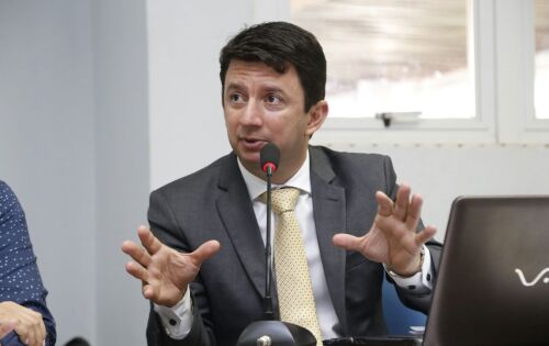 Jurista Jean Phierre Vargas Presidente da Comiss&atilde;o do Advogado Publicista da OAB MS que lan&ccedil;ou no interior do estado algumas novidades para os colegas.