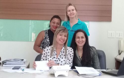 [08:49, 7/11/2017] JOAO CARLOS Coluna: Turma do Diret&oacute;rio Regional do PDT em trabalho redobrado para receber a filia&ccedil;&atilde;o do juiz Odilon de Oliveira que ser&aacute; o candidato do partido ao governo do estado. Karla Iona Brito, Roselir Martins, Valquiria Ortega e 