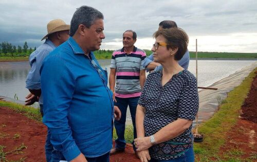 Lembrado como poss&iacute;vel candidato nas pr&oacute;ximas elei&ccedil;&otilde;es pelo arrojado desempenho frente a Funasa, Marco Aur&eacute;lio Santullo diz que o momento &eacute; de p&eacute; no ch&atilde;o, p&eacute; no freio trabalhar para auxiliar o desenvolvimento nos munic&iacute;pios do estado. Faz o dever de casa 