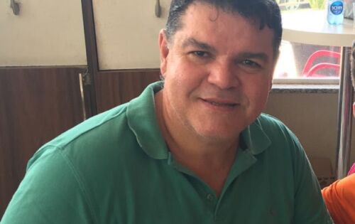 O ex-deputado e ex-vereador Paulo Pedra continua conversando de pol&iacute;tica todos os dias com diversos segmentos da sociedade para desenvolver quest&otilde;es empreendedoras para o estado.