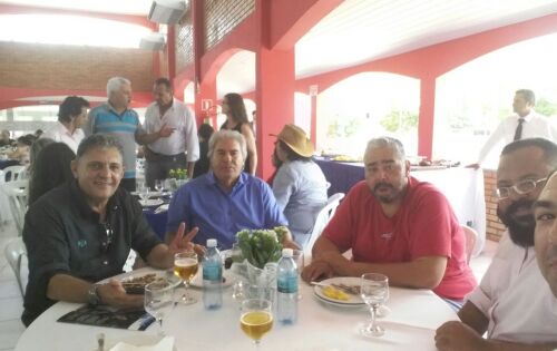 O presidente do PSC de CG Jaber C&acirc;ndido comandou mesa no almo&ccedil;o oferecido pelo Senador Pedro Chaves nesse s&aacute;bado para lideran&ccedil;as pol&iacute;ticas do Estado. Jaber &eacute; um dos nomes do partido para 2018 mesmo relutando sobre os convites que recebe 