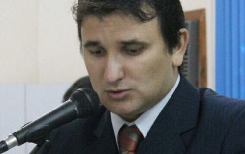 O vereador Regis Viudes de Tacuru vai imprimir novo ritmo no mandato no pr&oacute;ximo ano. Quer elencar diversas necessidades da regi&atilde;o para auxiliar junto aos &oacute;rg&atilde;os competentes.