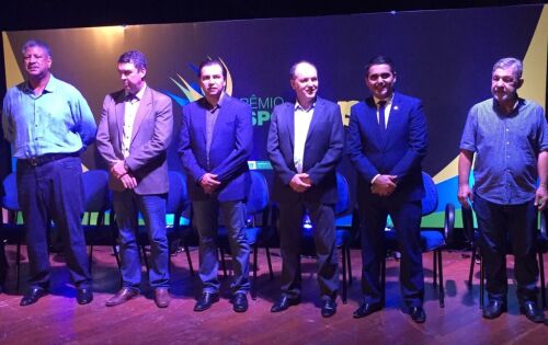 O evento de premia&ccedil;&atilde;o do esporte aos melhores do ano promovido pela Fundesporte fechou o ano com prest&iacute;gio ao presidente da autarquia Prof. Marcelo Miranda. Ele foi assediado j&aacute; para colocar seu nome a disposi&ccedil;&atilde;o para 2018.