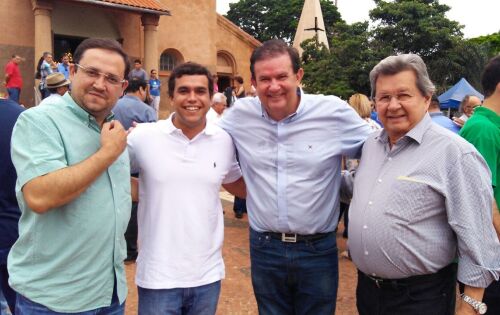 Prontos para a disputa eleitoral desse ano , os deputados estaduais M&aacute;rcio Fernandes , Beto Pereira , Eduardo Rocha e Onevan de Matos.