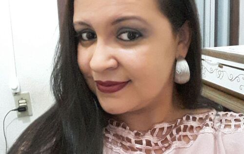 ***Felicidades para a querid&iacute;ssima amiga Katyane Silva que comemora anivers&aacute;rio hoje. Desejamos felicidades, paz e muita alegria. Que todos os seus desejos se realizem, pois voc&ecirc; merece. Sucesso.