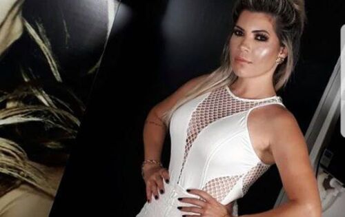 ***Parab&eacute;ns para Andreia Carla (Sal&atilde;o Radical Chic) que no &uacute;ltimo s&aacute;bado (31/03) comemorou mais um ano de vida. Desejamos muitas felicidades!!!