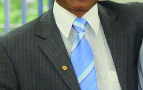 *** Parab&eacute;ns ao Presidente da OAB de Coxim Dr. Juscelino de Oliveira pelo seu anivers&aacute;rio comemorado ontem.