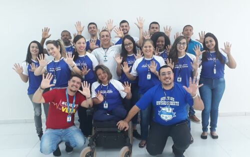 *** O Gerente Gian Pedroso e equipe da Magazine Luiza preparando os &uacute;ltimos detalhes para a inaugura&ccedil;&atilde;o que est&aacute; prevista para o dia 04 de julho em Coxim. 