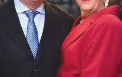 *** Casal Moacir e Roseli Kohl. Nossos parab&eacute;ns deste s&aacute;bado v&atilde;o para a ex-primeira-dama de Coxim Roseli Kohl pelo seu anivers&aacute;rio. Nosso carinho todo especial!!