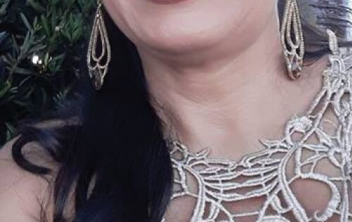 *** Nossos parab&eacute;ns de domingo v&atilde;o para S&ocirc;nia Santos pelo seu anivers&aacute;rio. 