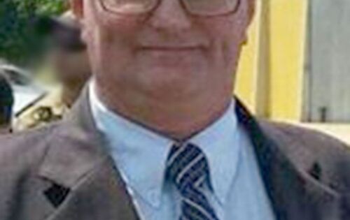 ***Parab&eacute;ns para o Delegado Regional de policia Civil de Coxim Dr. Arantes Fagundes Filho, que hoje est&aacute; completando mais um ano de vida. Desejamos votos de paz, sa&uacute;de e sucesso. Felicidades!!