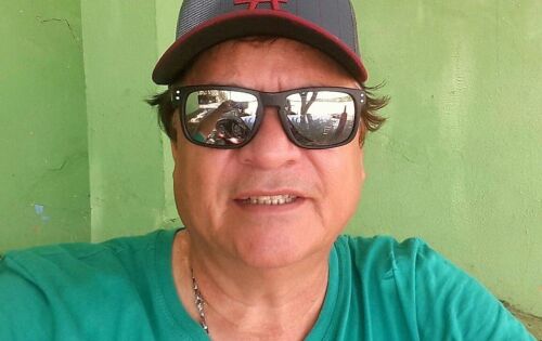 ***O domingo(11) &eacute; especial para a fam&iacute;lia e amigos de Edson Brand&atilde;o. Com chuva ou com sol a celebra&ccedil;&atilde;o do seu anivers&aacute;rio promete ser das boas. Desejamos felicidades. Parab&eacute;ns!!
