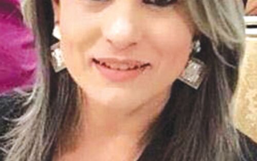 **A jornalista e assessora parlamentar na C&acirc;mara Municipal de Coxim, Angela Bezerra comemora idade nova amanh&atilde; (24). Desejamos felicidades e sucesso. Parab&eacute;ns!