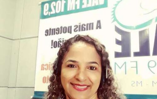 ***O Programa Alto Astral, comandado pela querid&iacute;ssima Dalvinha Souza, no ar a partir das 10: 30hs pela Vale FM 102 atinge facilmente &oacute;tima audi&ecirc;ncia. Como o nome j&aacute; diz, o programa erradia alto astral e desponta como a mais completa vitrine de entretenimento do r&aacute;dio coxinense que conta com a participa&ccedil;&atilde;o ao vivo de convidados do cen&aacute;rio musical, assuntos relevantes da cidade, not&iacute;cias de celebridades e muito mais. Vale a pena sintonizar.