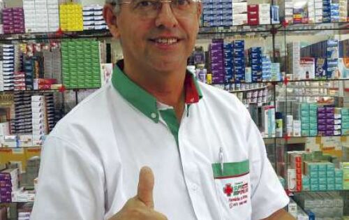 ***O empres&aacute;rio Airton Silva convida a popula&ccedil;&atilde;o coxinense para a reinaugura&ccedil;&atilde;o da nova e moderna farm&aacute;cia Super Popular, a tradicional Farm&aacute;cia do Airton. A reinaugura&ccedil;&atilde;o acontece segunda-feira (4) &agrave;s 8:00horas em novo endere&ccedil;o na AV. Virginia Ferreira 1060, esquina do sem&aacute;faro. 
