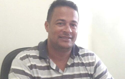 *** Nossos parab&eacute;ns de hoje, v&atilde;o para o vereador de Sonora Jos&eacute; F&aacute;bio dos Santos (F&aacute;bio Sinuca) pelo seu anivers&aacute;rio.