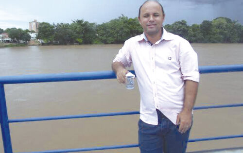 *** Secret&aacute;rio municipal de Cidadania e Assist&ecirc;ncia Social, Adenilson Vilalba comemora no pr&oacute;ximo domingo (4) mais um ano de vida. Felicidades!!
