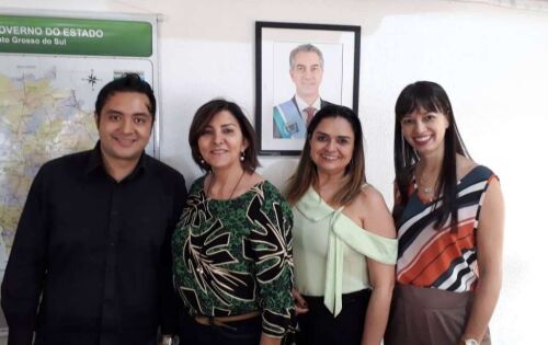 *** Assessor do Ministro da Sa&uacute;de Henrique Mandetta, Bruno Sunakozawa, esta colunista, Secret&aacute;ria de Politicas P&uacute;blicas para Mulheres do MS, Giovana Corr&ecirc;a e a esteticista Lislaine santos, ap&oacute;s cumprir agenda do DEM Mulher na capital. 